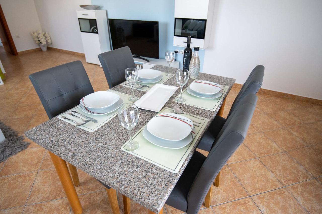 Apartments Mamut Trogir Eksteriør billede